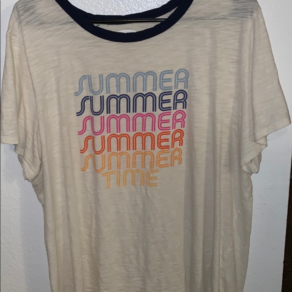 white t shirt